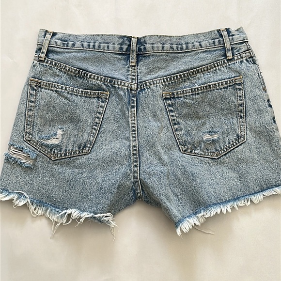 Blue Ivy Jean Shorts Denim Raw Hem Distressed Beachy Grunge Button Fly Cotton L - Picture 3 of 6